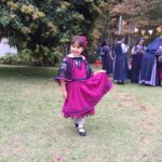 Sienna Belle Instagram - pérolas raras de Carinha de Anjo! 👼🤍✨ #tbt de milhões! 🥹 olha que pitchucaaa, uma neném gente! fala sério… não aguento! aqui temos momentos passando texto com meu papis da ficção, batendo a claquete, conhecendo minha mamis da ficção pela primeira vez, temos noivo e noiva prestes a casar (KKKKKKKKK), gravação de clipeee… AMO MUITO! 🥹🫶