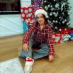 Sienna Belle Instagram - your gift has arrived… 💐✨❤️‍🩹❄️🎄⛄️ Winnipeg, MB, Canada