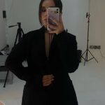 Sienna Belle Instagram - i have high standards cause taylor swift taught me how a man should treat a woman. 🤎