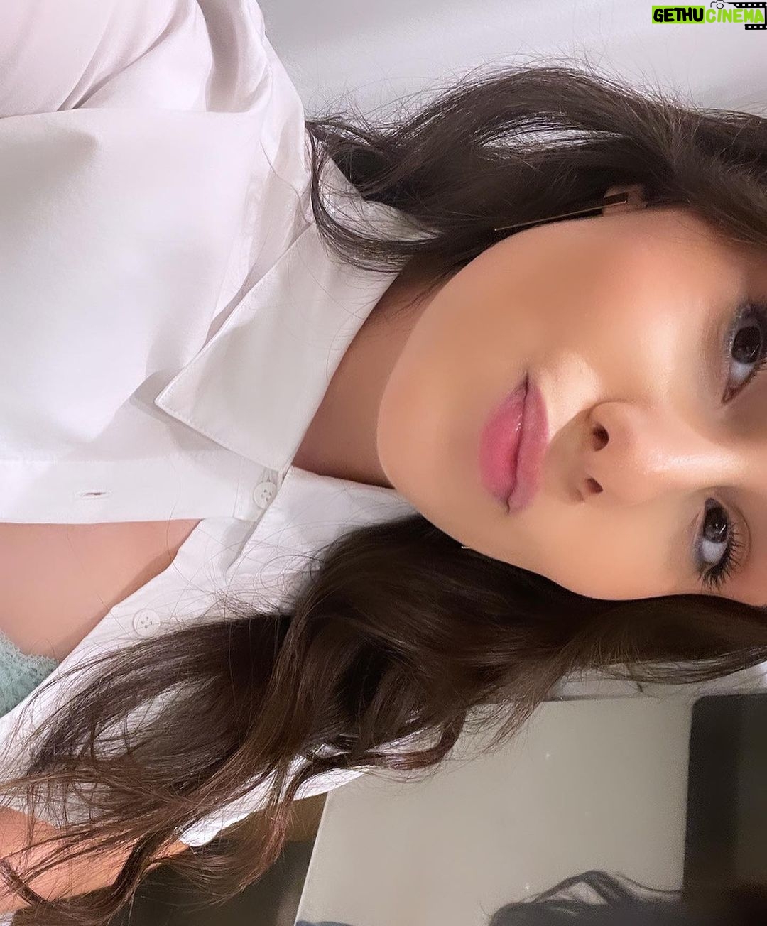 Sienna Belle Instagram - what if it all works out? 🤍🤭
