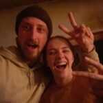 Sienna Belle Instagram - my fox family. 🍁✨🌅🗝️📜🍂🤎🦊 dump 1: traveled across the world to film a movie (still can’t believe it. 😭), filmed in the most beautiful farmhouse with the most amazing cast and crew, we prayed for snow and it came, froze while filming in the woods, had an insane amount of coffee, and couldn’t have had a more magical couple of days… ❤️‍🩹✨🍂
