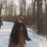 Sienna Belle Instagram - my fox family. 🍁✨🌅🗝️📜🍂🤎🦊 dump 1: traveled across the world to film a movie (still can’t believe it. 😭), filmed in the most beautiful farmhouse with the most amazing cast and crew, we prayed for snow and it came, froze while filming in the woods, had an insane amount of coffee, and couldn’t have had a more magical couple of days… ❤️‍🩹✨🍂