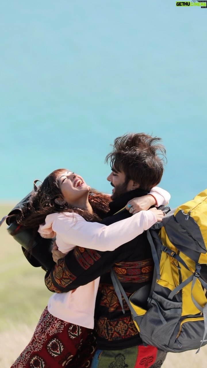 Simi Chahal Instagram - Meher & Ali proposal 😍💞 Jee Ve Sohneya Jee ❤️ #JVSJ 💟 Costume Stylist : @designer.nitasha Makeup : @prabhakarchande_makeupartist Hair : @krishna.hairstylist Photography : @dashmesharts #meher #ali 💕
