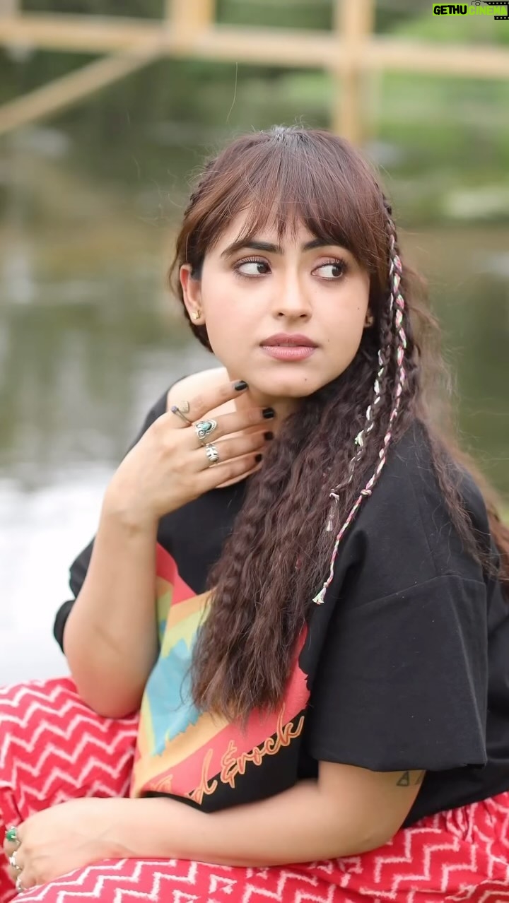 Simi Chahal - 163.2K Likes - 8 Days to Goooooooo 😍
Meher 🥰
Jee Ve Sohneya Jee ❤️ 16th February 💞
Costume Stylist : @designer.nitasha
Makeup : @prabhakarchande_makeupartist
Hair : @krishna.hairstylist
Photography : @dashmesharts
#meher ❣️
#JVSJ 💟
