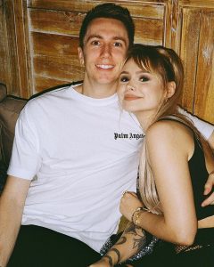 Simon Minter Instagram - Hi