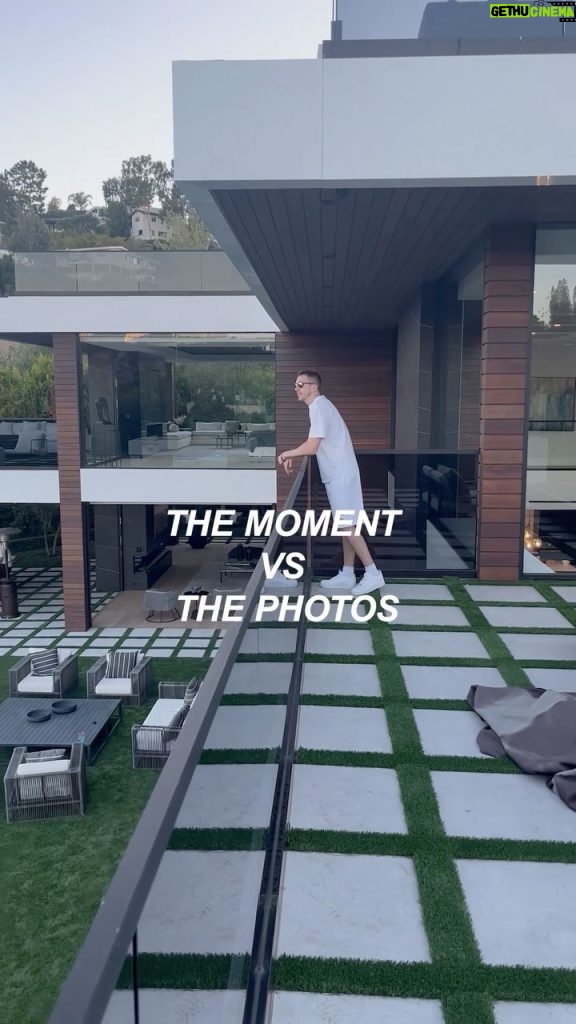 Simon Minter Instagram - The Moment Vs The Photos