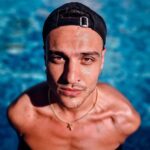 Simone Paciello Instagram - Ogni mascella squadrata è bell’ ‘a mamma soja Marbella, Spain