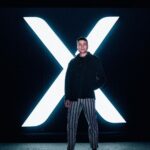 Simone Paciello Instagram – Con @ploom_ita ho vissuto una meravigliosa Xperience.
Da oggi anche 5 minuti diventano illimitati 😌
#ploom #ploomX #adv 

Prodotto destinato esclusivamente a fumatori adulti.