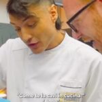 Simone Paciello Instagram - Per ripetizioni in cucina non esitate a contattarmi 👨‍🍳 #celebritychef #alessandroborghese #alecelebritychef