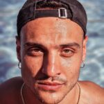 Simone Paciello Instagram - Ogni mascella squadrata è bell’ ‘a mamma soja Marbella, Spain