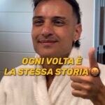 Simone Paciello Instagram - OGNI VOLTA È LA STESSA STORIA 😤 I cerotti Stop-Brufoli Compeed potrebbero essere i tuoi alleati. Infatti grazie alla tecnologia idrocolloidale riuscirai a prenderti cura dei brufoletti che spuntano fuori nelle occasioni meno indicate. Li trovate in farmacia, supermercato o anche su Amazon..praticamente ovunque!😂 #BastaUnCompeed #SaveYourDay #adv @compeed_italia
