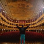 Simone Paciello Instagram - Letteralmente un sogno 🤍 La nostra primissima volta al sud è stato qualcosa di indescrivibile, un calore così poche volte lo abbiamo provato, per non parlare della bellezza dei teatri! Grazie Palermo, Catania, Taranto e Lecce 🙏🏼