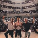 Simone Paciello Instagram – Letteralmente un sogno 🤍
La nostra primissima volta al sud è stato qualcosa di indescrivibile, un calore così poche volte lo abbiamo provato, per non parlare della bellezza dei teatri!
Grazie Palermo, Catania, Taranto e Lecce 🙏🏼