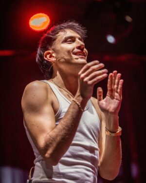 Simone Paciello Instagram - Come in un film 🤍
MANTOVA E PORDENONE che dire..solamente GRAZIE!
P.s. non guardate l’ultimo video del post per piacere