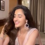 Simrat Kaur Instagram - Ab apko comment kerna padhega 🥹🫶 warna diet shuru nahi hogi 😂😛…. 🥻 @sulakshanamonga 🫶 Mumbai, Maharashtra