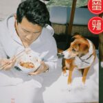 Simu Liu Instagram – I’m pleased to announce my appointment as Chief Content Officer of MìLà (formerly XCJ), an incredible AAPI-owned business that delivers easy-to-cook, restaurant-quality soup dumplings and noodles (and ice cream!) to your door anywhere in the US!

I knew that @eat.mila was for real when my parents intercepted a delivery of xiao long bao meant for me years ago, shipped in dry ice to ensure maximum freshness. After just 10 minutes in a steamer, they were perfectly juicy and ready to be devoured. I should know; there were none left for me by the time I got back 🙁

After meeting cofounders Jen and Caleb, I knew I had to get involved.

As CCO I’ll play an active role in shaping the creative strategy of the business and driving major marketing initiatives moving forward. Together, our collective mission is to bring the amazing flavours of our culture to a wide audience, uniting and sharing through inclusive food experiences.
 
I’m so excited to be a part of this team and I can’t wait to tell my parents that I have a real job now.