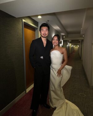 Simu Liu Instagram - simply the best day with the best date 🤍

groomed by @mirachai
styled by @chloekeiko
suit by @fendi
shoes by @louboutinworld
brooch by @debeersofficial
watch by @jacobandco