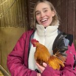 Sina Deinert Instagram - I went to visit @moustache_farmer on his rescue farm today @lebenshof_odenwald !!! And really really enjoyed it haha 🙆🏼‍♀️🙊 thank you for showing us around 🫶🏼💜