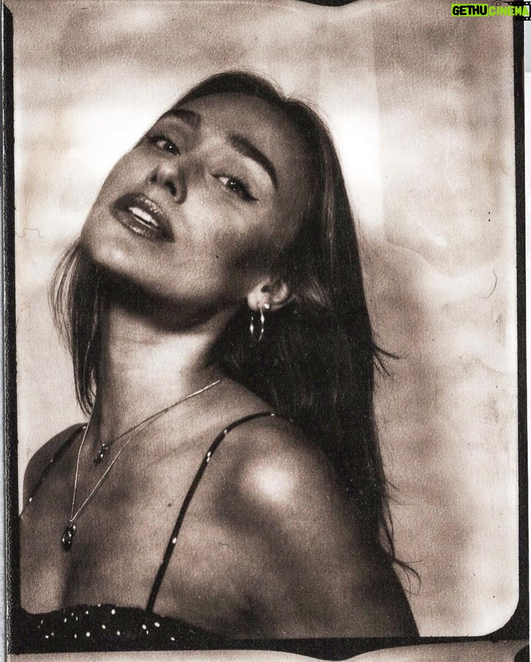 Sina Deinert Instagram - 📸 @bryant ✨💛 Los Angeles, California