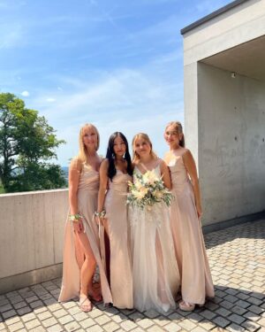 Sina Deinert Instagram - So this week one of my best friends got married, my best friend from kindergarten got her first baby AND Sabina got her baby boy... 🤯😳 craazzyyy.. I need some time to process all of this hahaha 😅
