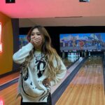 Sina Deinert Instagram - What kind of bowler are you? 1,2,3 or 4? 🎳 @nowunited Los Angeles, California