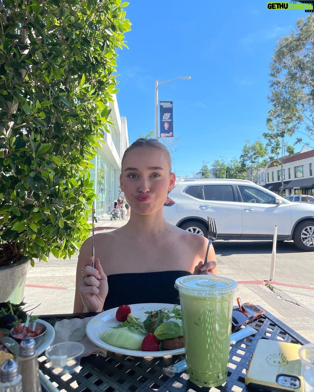 Sina Deinert Instagram - What’s your mood today? 1, 2 or 3? Los Angeles, California