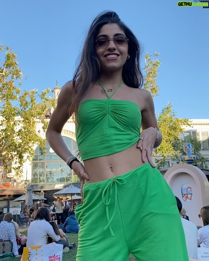 Sina Deinert Instagram - Had the best day yesterday!!! ππππππ also Happy Valentineβs Day ππ @nowunited Los Angeles, California