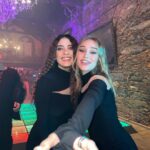 Sina Deinert Instagram - If we could choose a movie to live in it would definitely be the Lizzie McGuire Movie 👩🏼‍🤝‍👩🏻 Rio de Janeiro, Rio de Janeiro