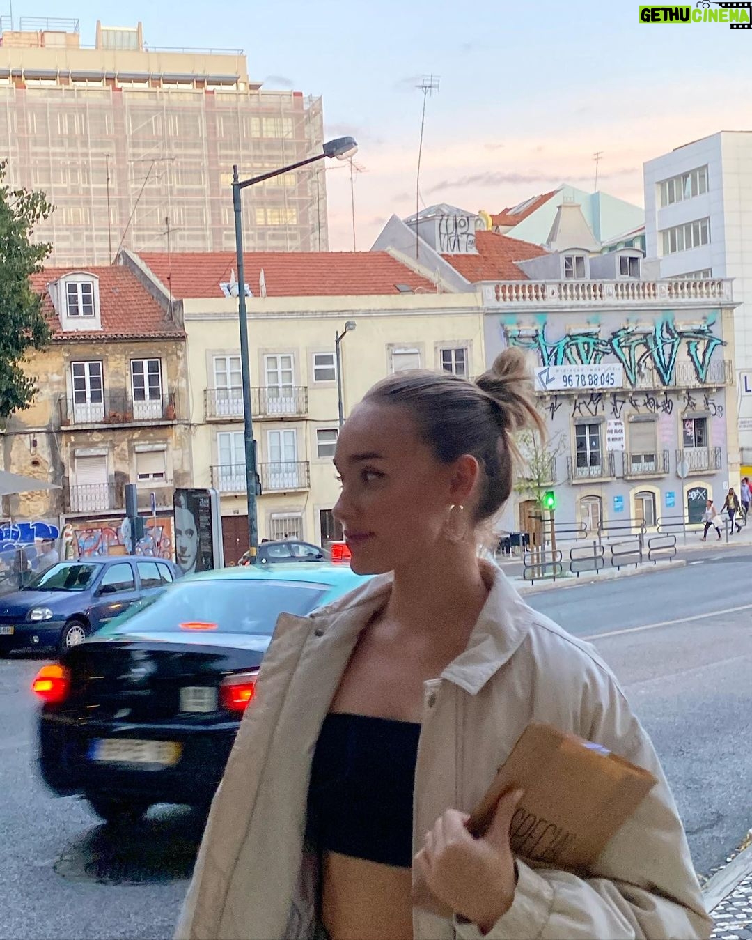 Sina Deinert Instagram - I wanna move to Lisbon 💁🏼♀️ Lisbon, Portugal