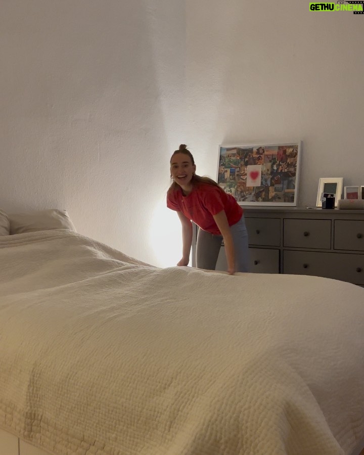Sina Deinert Instagram - @jeky_lee First visitor in my new home β¨πΎπ Berlin, Germany