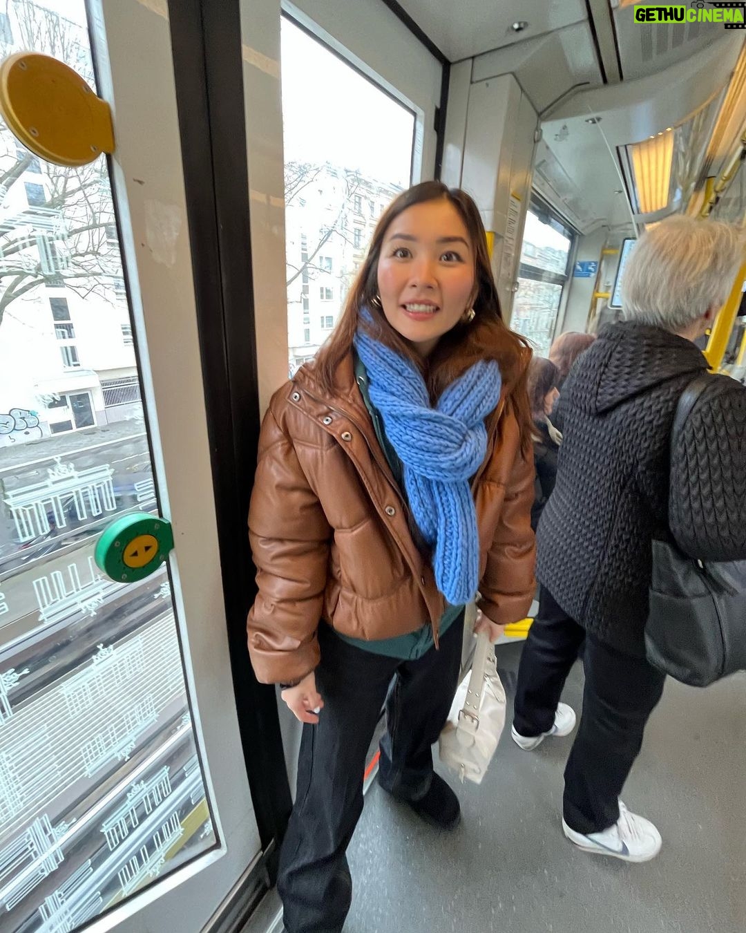 Sina Deinert Instagram - @jeky_lee First visitor in my new home β¨πΎπ Berlin, Germany