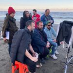 Sina Mehrad Instagram - 🎬 اینک که کمتر از بیست و چهار ساعت از پایان فیلمبرداری آقازاده میگذرد به خیلی چیزها می اندیشم.به حرف ها و درد های ریز و درشتی که قرار بود بگوییم و قضاوتش بماند با شما ، به بیکران محبتِ حامد عنقا و بهرنگ توفیقی که بار دیگر چون سریال پدر ، پدرانه در کنارم ایستادند، به تک تک عوامل آقازاده که در این یک سال بالهای خستگی ناپذیری بودند به احترام تک تک شان کلاه از سر برمیدارم. ❤️ سینا ، حامد @aghazadeh.series