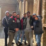 Sina Mehrad Instagram – 🎬
اینک که کمتر از بیست و چهار ساعت از پایان فیلمبرداری آقازاده میگذرد به خیلی چیزها می اندیشم.به حرف ها و درد های ریز و درشتی که قرار بود بگوییم و قضاوتش بماند با شما ، به بیکران محبتِ حامد عنقا و بهرنگ توفیقی که بار دیگر چون سریال پدر ، پدرانه در کنارم ایستادند، به تک تک عوامل آقازاده که در این یک سال بالهای خستگی ناپذیری بودند
به احترام تک تک شان کلاه از سر برمیدارم.
❤️
سینا ، حامد
@aghazadeh.series