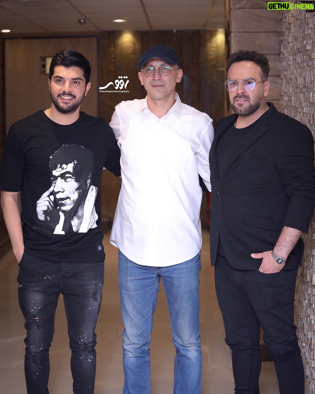 Sina Mehrad Instagram - ...به عشق آقا تختی و فیلم خووب تختی «اکران مردمی ژنِ خووک»