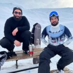 Sina Mehrad Instagram – …. الو ، الو الو خدا
با داش حمید و آقا تختی ❤️❄️
@hamidsefat
