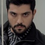 Sina Mehrad Instagram – 💔
@behrangtofighi @alizandevakili @aghazadeh.series
#حامد_عنقا 
Video: @nadiyadinii 🙏🏼🌹