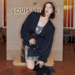 Sirin Horwang Instagram - Captured last night at #LVtheplace ค่ำๆ วีดีโอมาเพิ่ม 🤣🤣 wowza @louisvuitton