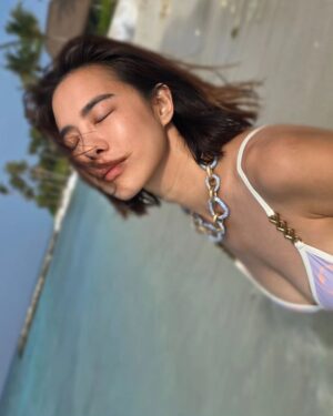 Sirin Horwang Instagram - เรียงไว้ตามลำดับ 🤣🤣

@louisvuitton
@so.maldives day2
