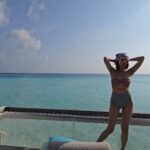 Sirin Horwang Instagram - ปลาฉลามแน่ๆ #photobomb 🤣🤣🦈🦈 #swimsaicxkaosupassara SO/ Maldives