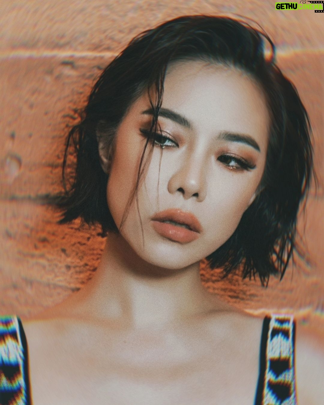Sirin Horwang Instagram - ถ่ายรูปทำวีซ่าค่ะ 🥹