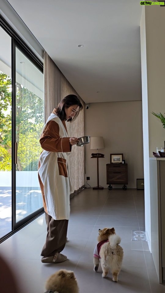 Sirin Horwang Instagram - Good morning !!! เขาใหญ่ 24c !! #alexa444