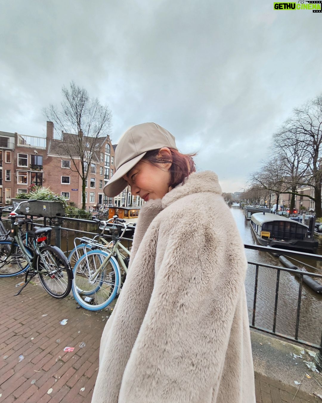 Sirin Horwang Instagram - Tourist 1 อัตรา 🤪🤪🤪 #amsterdam