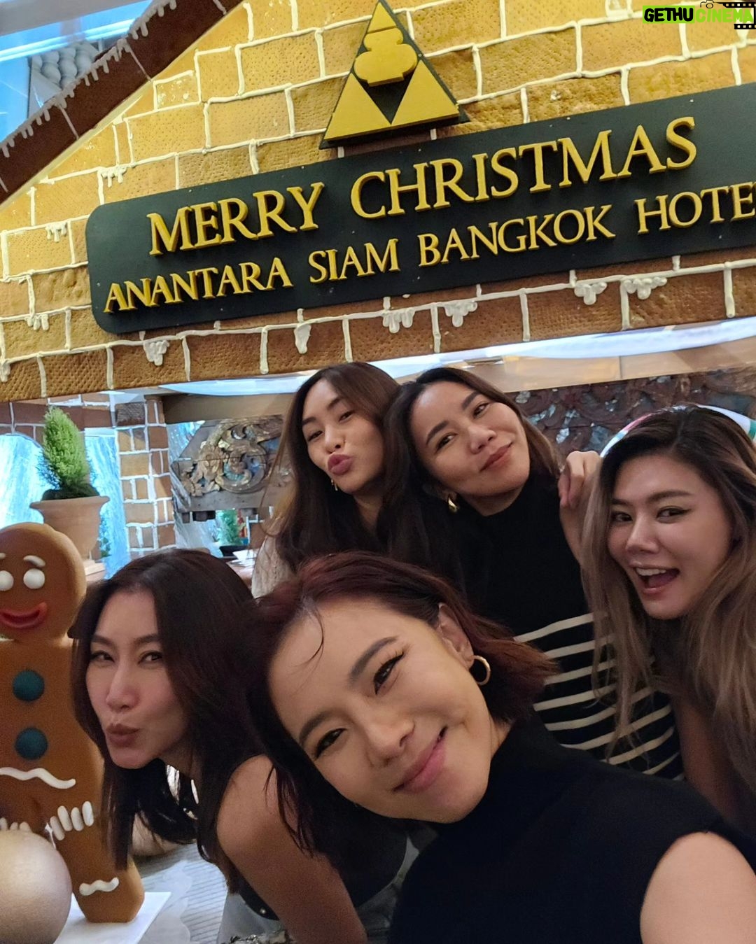 Sirin Horwang Instagram - รวมยอด จันทร์-ศุกร์ 🤣🤣