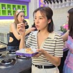 Sirin Horwang Instagram - ขยัน และ ขยันเปิดร้าน!! @likklikk.bkk อร่อยมากกก พิกัด j ave 🍧🥧🍦 congrats to @nieabtrinn and @vjwoonsen 😍😍
