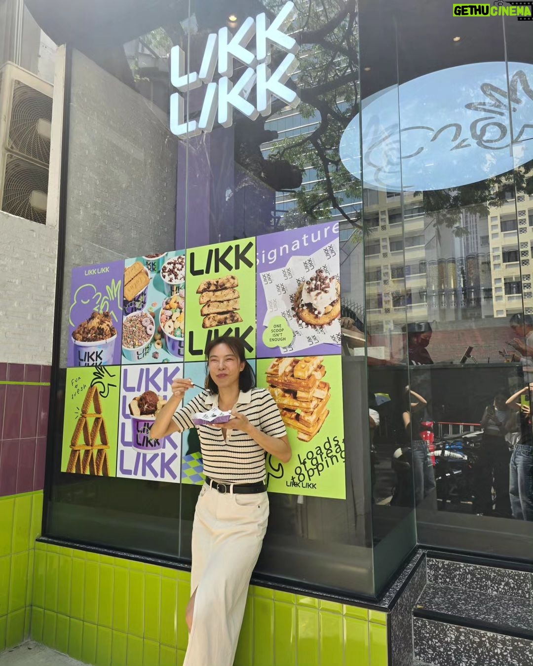 Sirin Horwang Instagram - ขยัน และ ขยันเปิดร้าน!! @likklikk.bkk อร่อยมากกก พิกัด j ave 🍧🥧🍦 congrats to @nieabtrinn and @vjwoonsen 😍😍