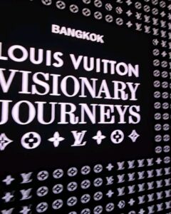 Sirin Horwang Instagram - Captured last night at #LVtheplace ค่ำๆ วีดีโอมาเพิ่ม 🤣🤣 wowza @louisvuitton