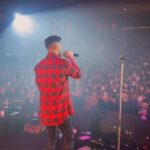 Sirvan Khosravi Instagram – –
ممنونم ازتون برای خاطره بی نظیری که ساختین ❤️
به امید دیدار در کنسرتهای پیش رو.
#sirvankhosravi  #sirvanconcert