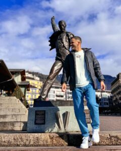 Sirvan Khosravi Instagram - Freddie Mercury Statue, Montreux, Switzerland