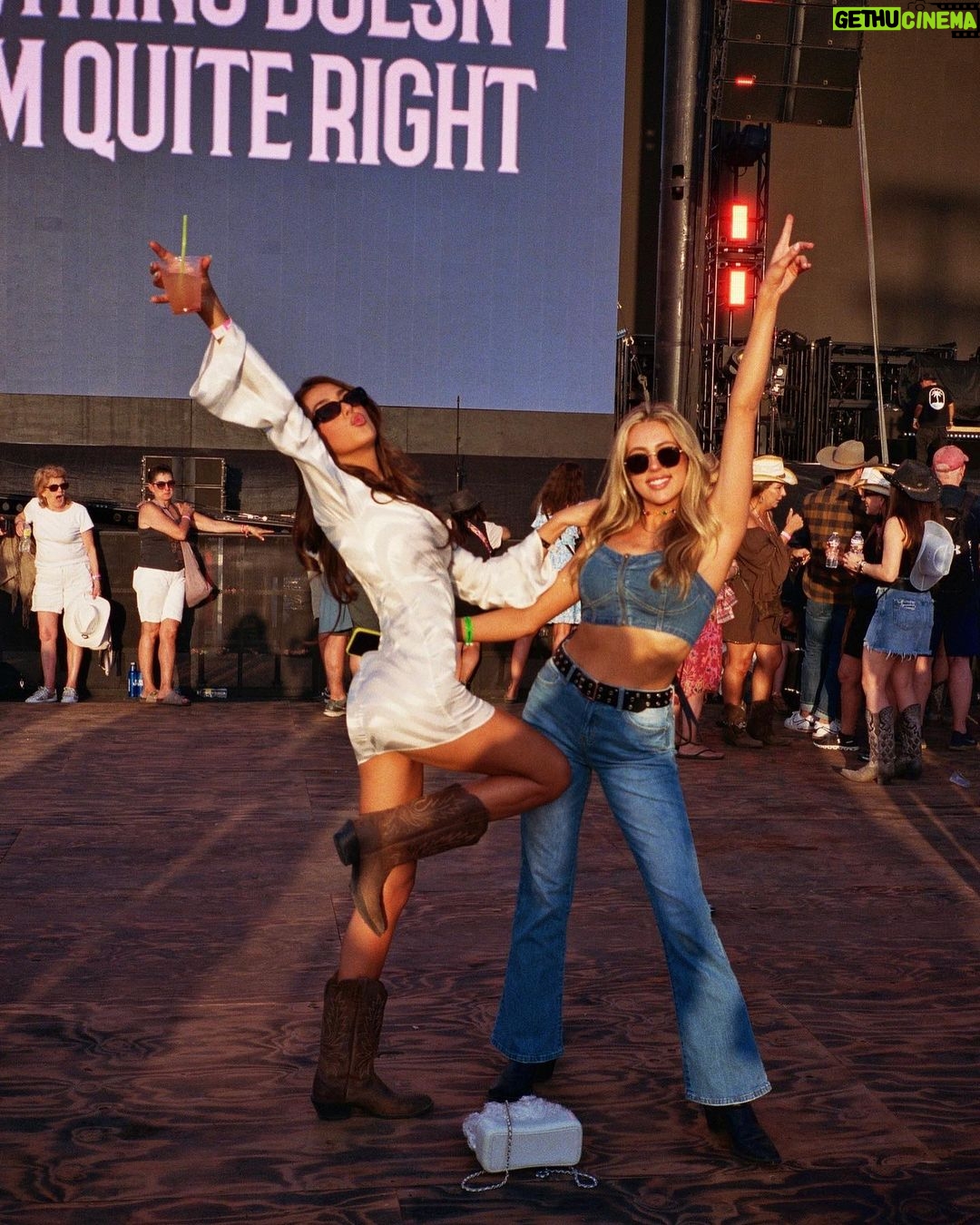 Sistine Rose Stallone Instagram - HAPPY BIRTHDAY to my twin & best friend foreverđź–¤I love u!!