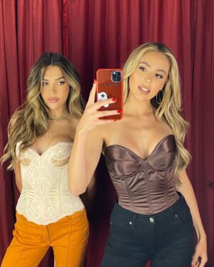 Sistine Rose Stallone Instagram - HAPPY 25th BDAY to my best friend in the whole world!!! Life wouldn’t be the same without you!! 
❤️‍🔥Bambi + Tina 4ever❤️‍🔥